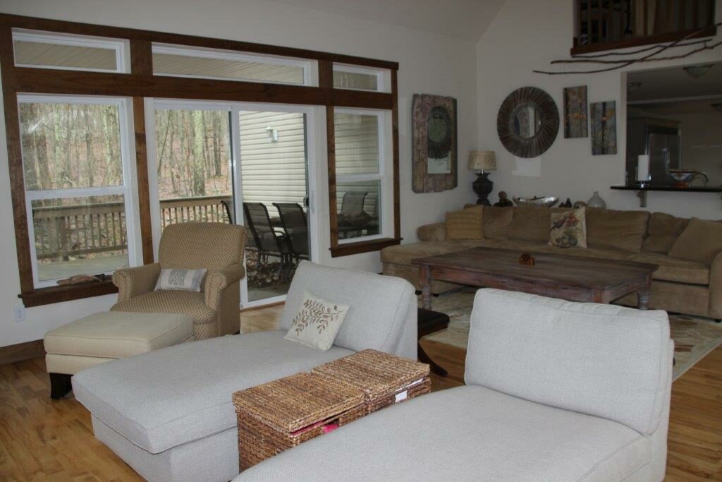Tarulli-208-Powderhorn-Dr-39-Copy
